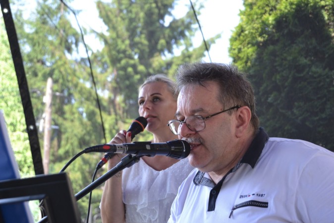 Namiot, scena - część artystyczna, zespół muzyczny