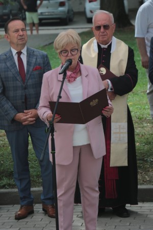 Otwarcie CZP - zaproszeni goście, przemawia Wojewoda Podkarpacki - Teresa Kubas-Hul