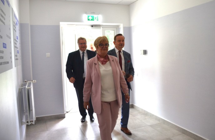 Otwarcie CZP - zaproszeni gośćcie wewnątrz budynku