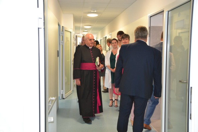 Otwarcie CZP - zaproszeni gośćcie wewnątrz budynku