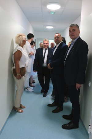 Otwarcie CZP - zaproszeni gośćcie wewnątrz budynku