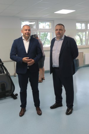 Otwarcie CZP - zaproszeni gośćcie wewnątrz budynku